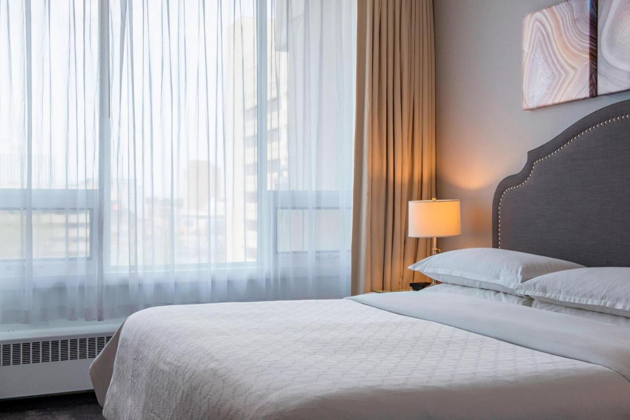 Sheraton Cavalier Saskatoon Hotel Екстер'єр фото