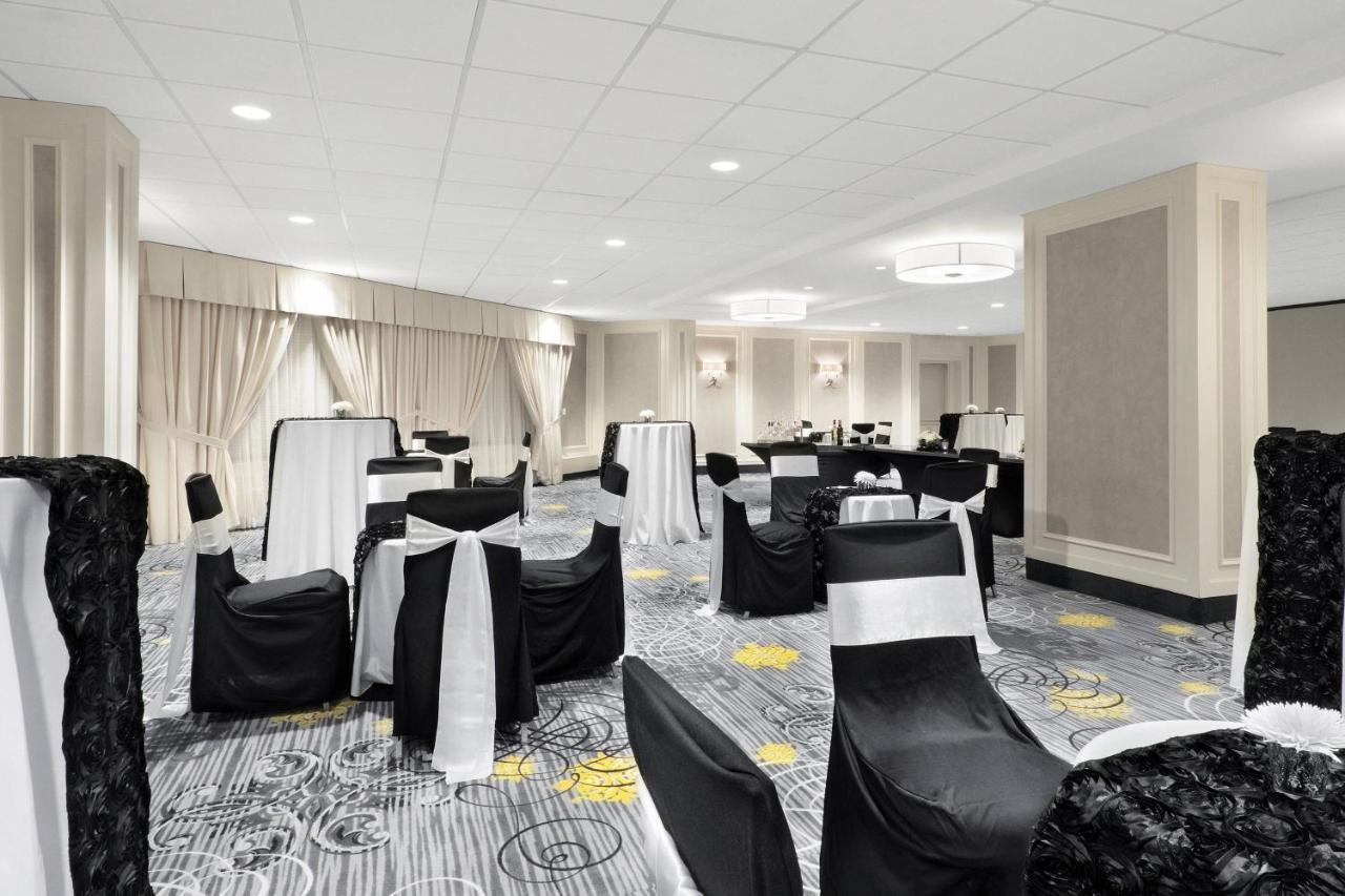 Sheraton Cavalier Saskatoon Hotel Екстер'єр фото