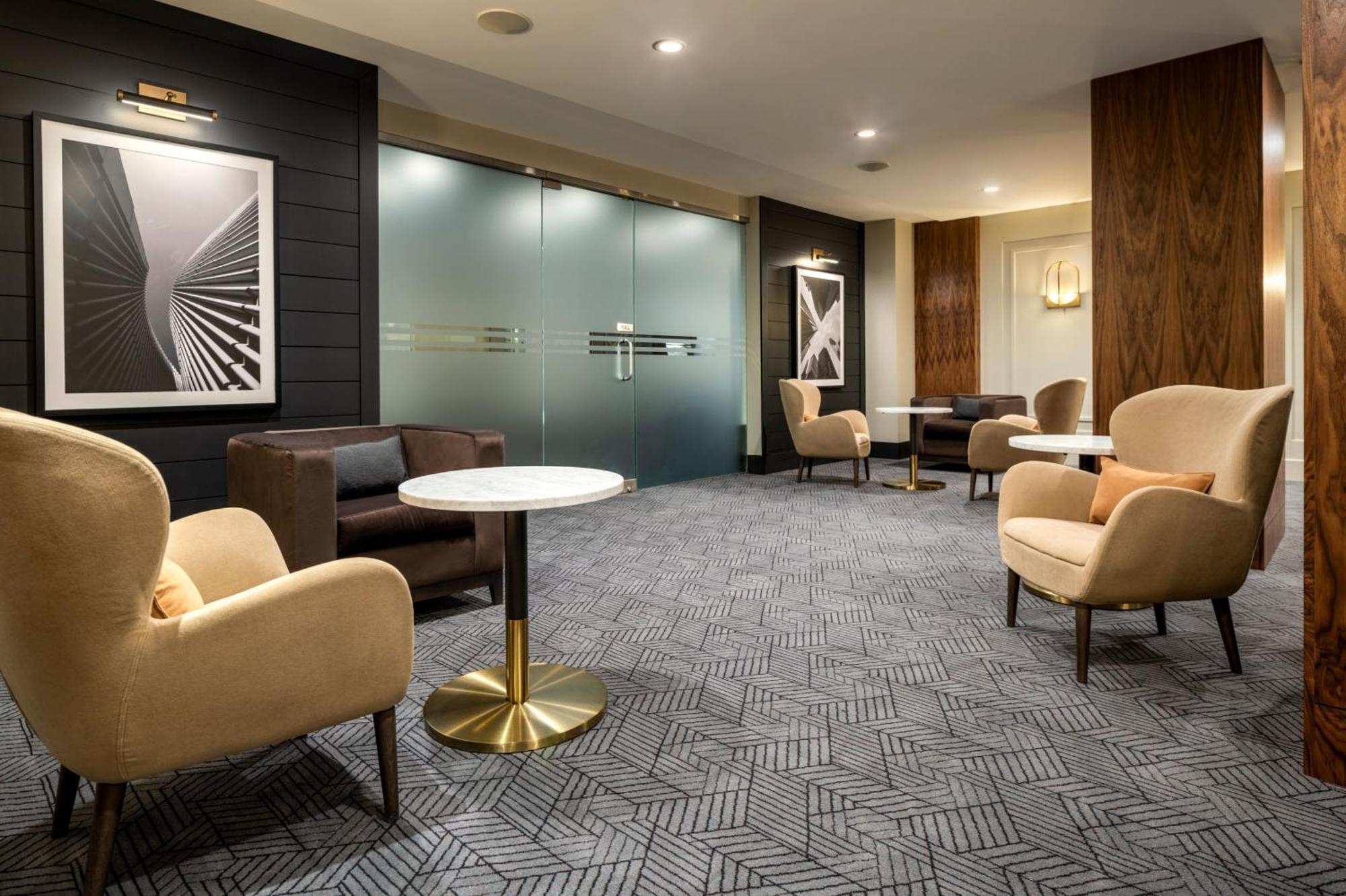 Sheraton Cavalier Saskatoon Hotel Екстер'єр фото