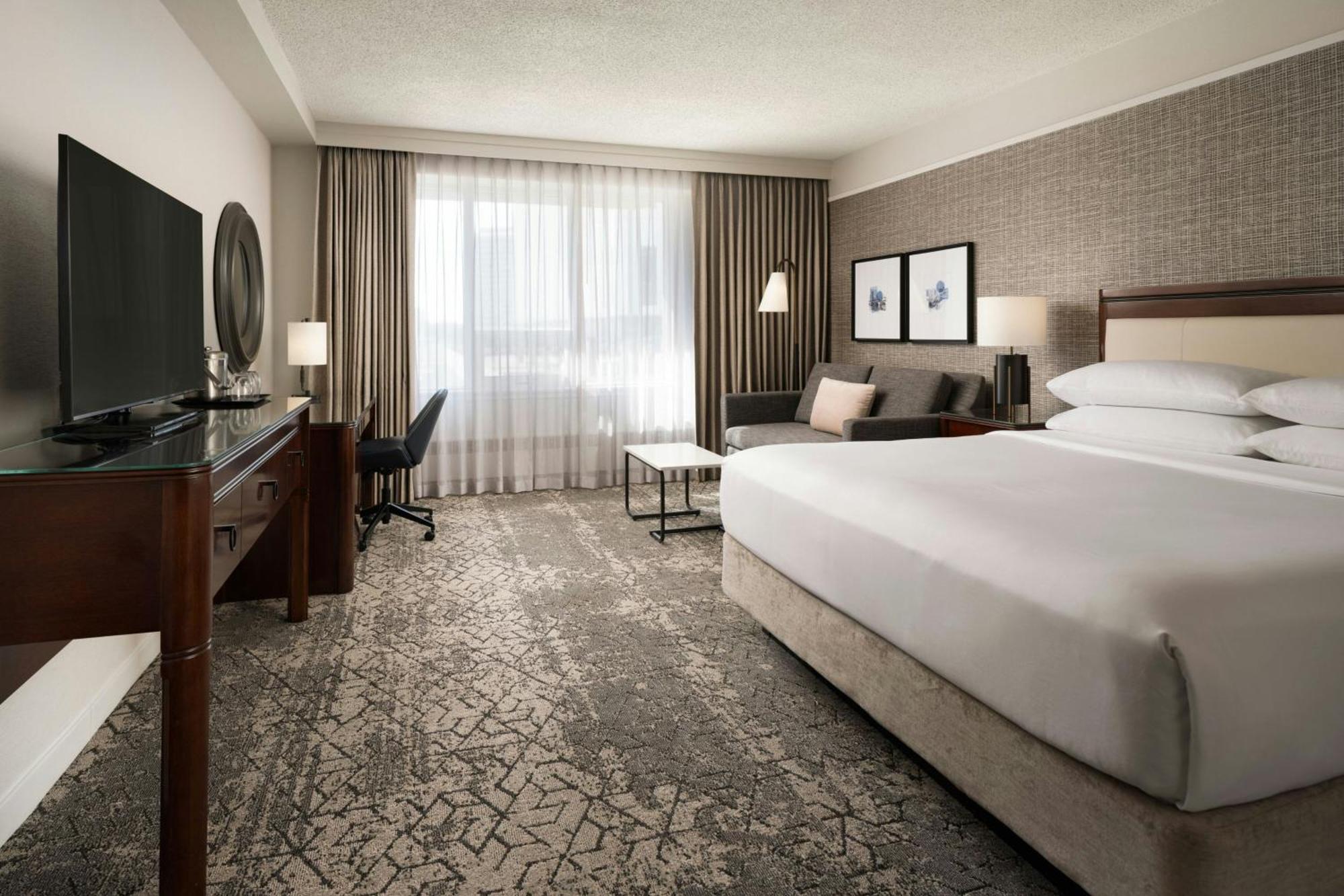 Sheraton Cavalier Saskatoon Hotel Екстер'єр фото