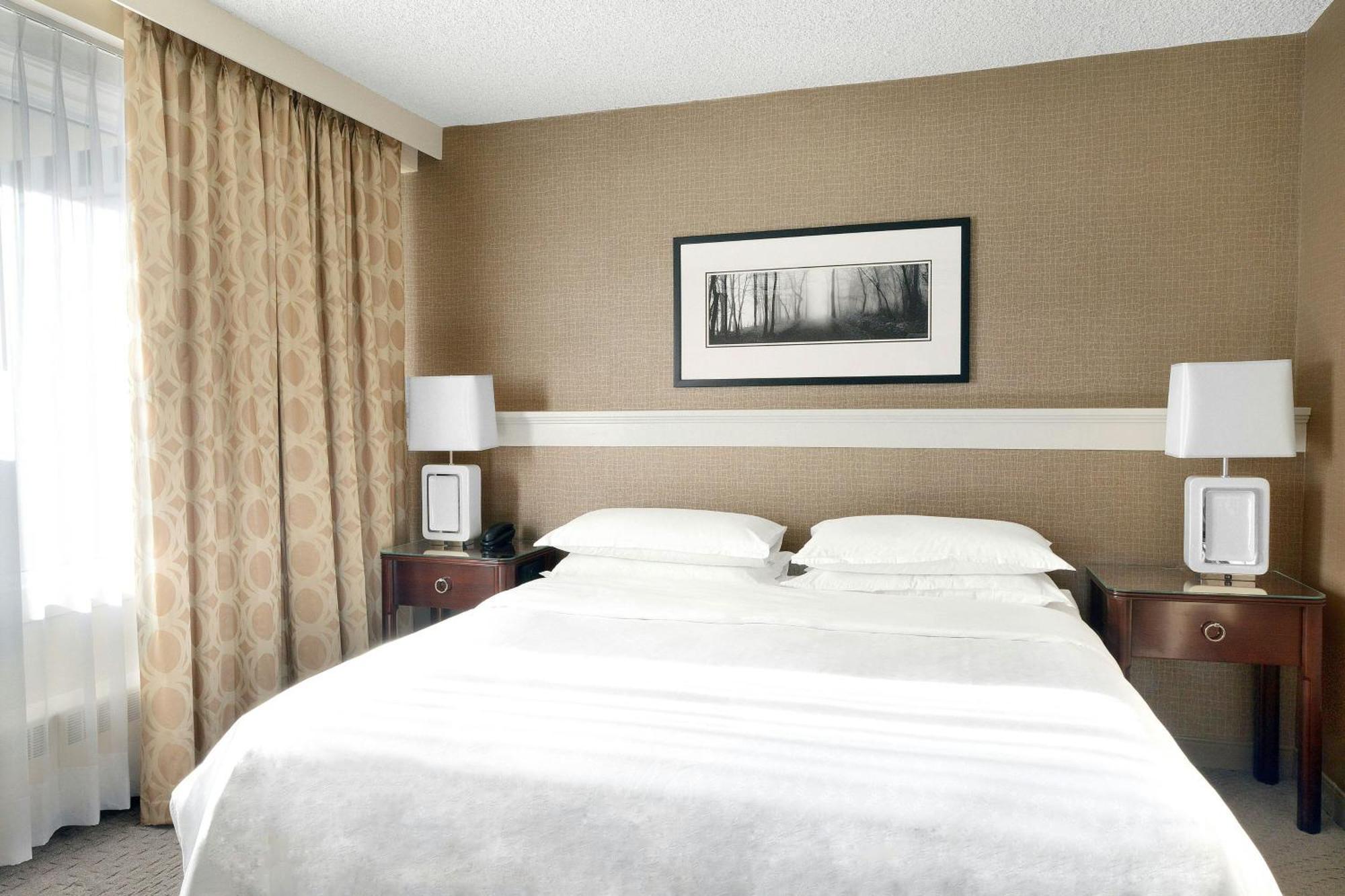Sheraton Cavalier Saskatoon Hotel Екстер'єр фото